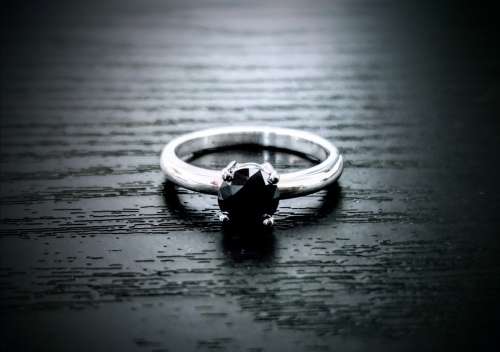 WOW !!!! " R8680" Genuine Handmade Solid 925 Silver and Black Moissonite Ladies Solitare Ring