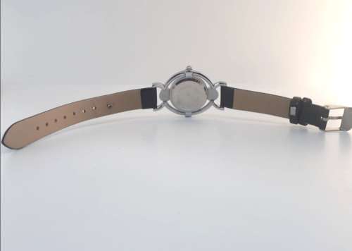 Wow !!! Quartz Ladies Watch, Pre Owned !! SEE PICTURES POSTED!!!