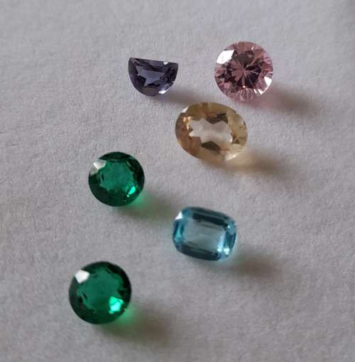 Wow!! Mixed lot of Semi precious Gemstones Sold as one lot ,very nice !!!