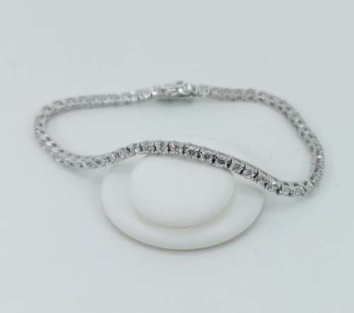 Solid 925 Silver Designer Tennis Bracelet, As per Pictures Posted.