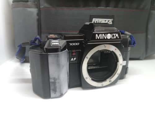 WOW!!! NO RESERVE - CLASSIC MINOLTA FILM CAMERA - COLLECTORS ITEM COMPLETE, AS PER PICTURES!!!
