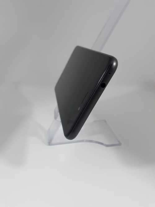 Huawei P8 Lite 2017 edition ,Black ,Colour ,16 gig with Accessories like new