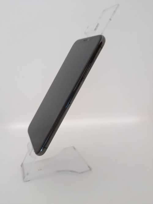 Apple Iphone XS 64gig ,Like Brand New. with Box and all accessories included