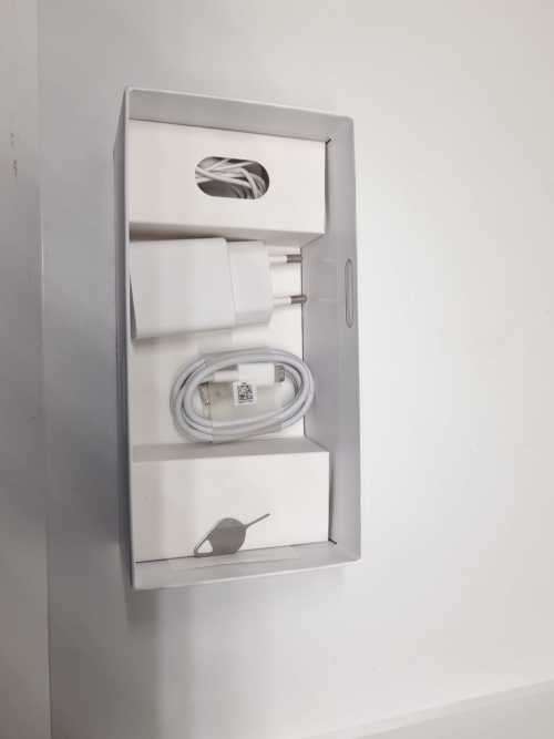 Huawei Y6P like new condition, Local stock ,64gig ,purple colour