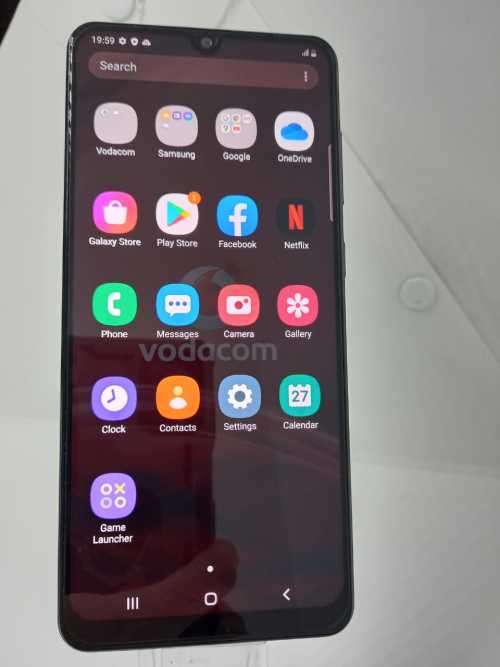 R1 Start - Samsung Galaxy A31, Local Stock, Single Sim, 128gig, Like new.