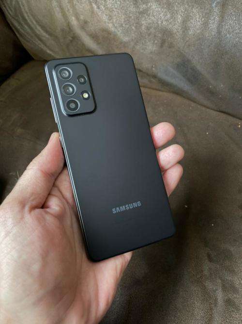 Samsung Galaxy A52 ,128gig ,Dual Sim, complete with box