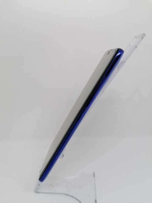 Samsung Galaxy A70, Singe sim ,with box and charger ,open to all networks