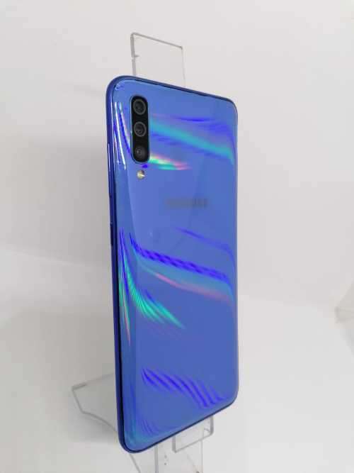 Samsung Galaxy A70, Singe sim ,with box and charger ,open to all networks