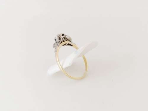 R1 Start!! 18ct Solid Yellow Gold & White Gold Platinum Diamond Vintage Solitaire Style Ring