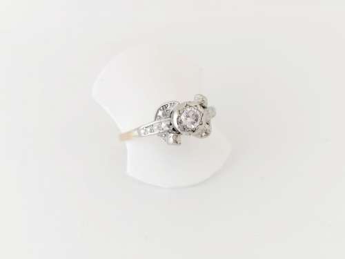 R1 Start!! 18ct Solid Yellow Gold & White Gold Platinum Diamond Vintage Solitaire Style Ring