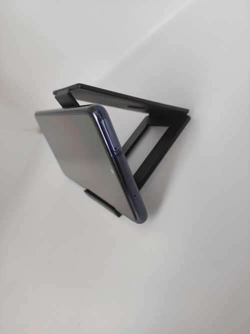 Samsung galaxy S20FE Dual SIM, Local Stock, 128gig Memory, complete with box