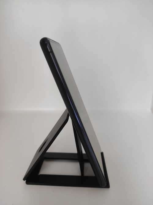 Samsung galaxy S20FE Dual SIM, Local Stock, 128gig Memory, complete with box