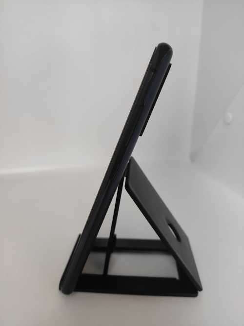 Samsung galaxy S20FE Dual SIM, Local Stock, 128gig Memory, complete with box