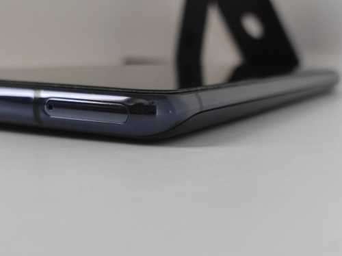 Samsung galaxy S20FE Dual SIM, Local Stock, 128gig Memory, complete with box