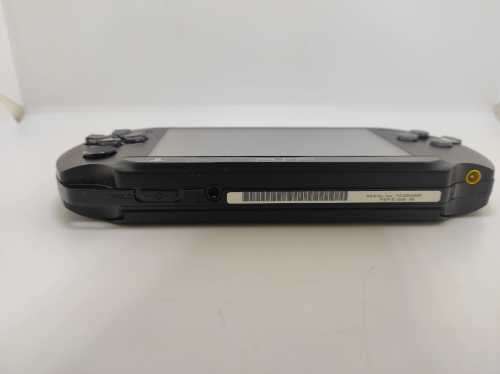 R1 Low Start !!! Sony PSP with 4 x Games, Sold as a lot, comes with Charger!!!