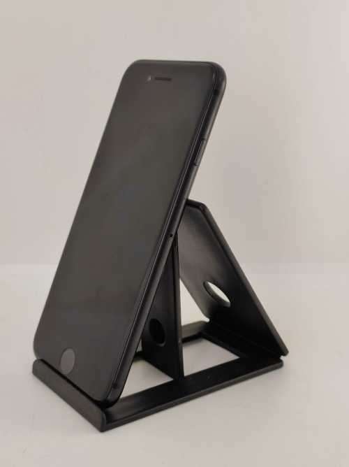 Apple iPhone SE, 2020 Edition, 64gig gig, Like New, Box and all accessories incl, local stock!!