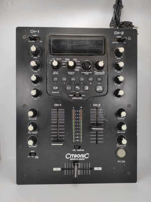 Citronic 2 Channel Dj Mixer, model - SMFX200, Please see pictures posted!!!
