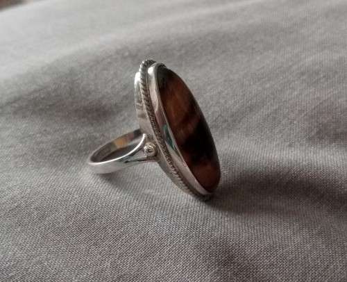 Solid 925 Silver Vintage Ladies Ring With Tigers eye stone