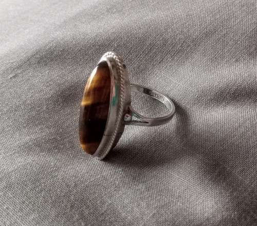 Solid 925 Silver Vintage Ladies Ring With Tigers eye stone