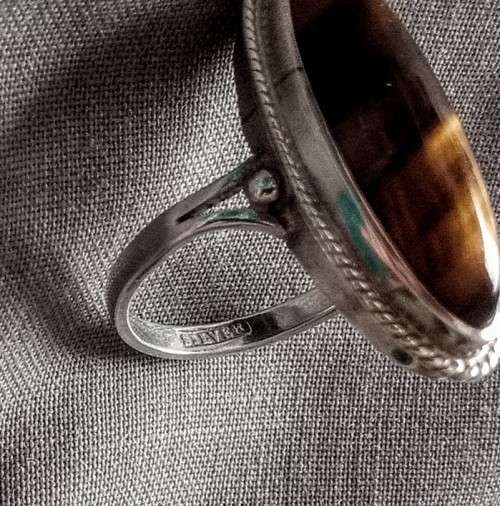 Solid 925 Silver Vintage Ladies Ring With Tigers eye stone