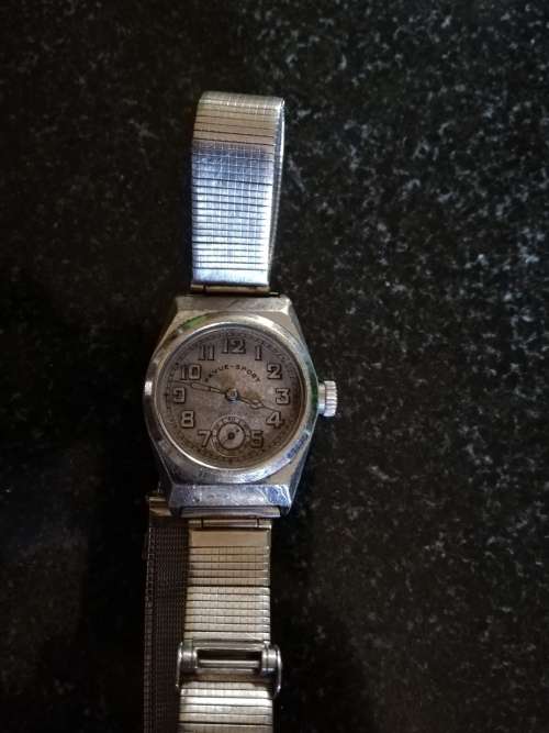 Vintage Ladies Watches job lot, repairs or spares, some working, needs battery's, see pictures
