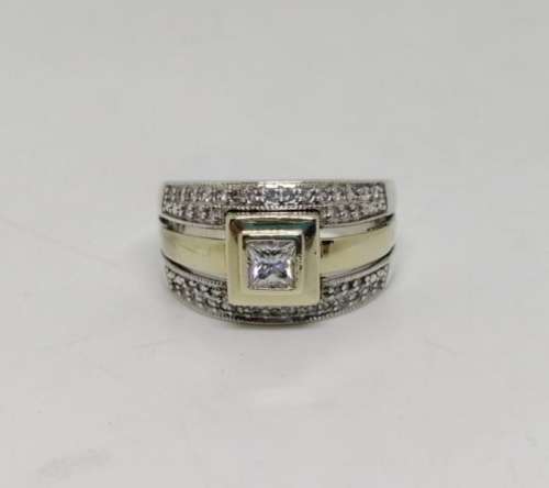 9ct Gold and Silver Diamond Designer Engagement Ring, see full description and spec