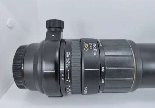 Minolta Dynax 600si Classic SLR Film Camera, Loads of Extras, Extra Lens, see full Description!!