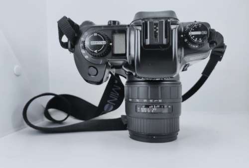 Minolta Dynax 600si Classic SLR Film Camera, Loads of Extras, Extra Lens, see full Description!!