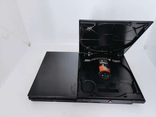 Sony Playstation 2 with 5 x Games, 2 x remotes and Steering control and all wires!!!