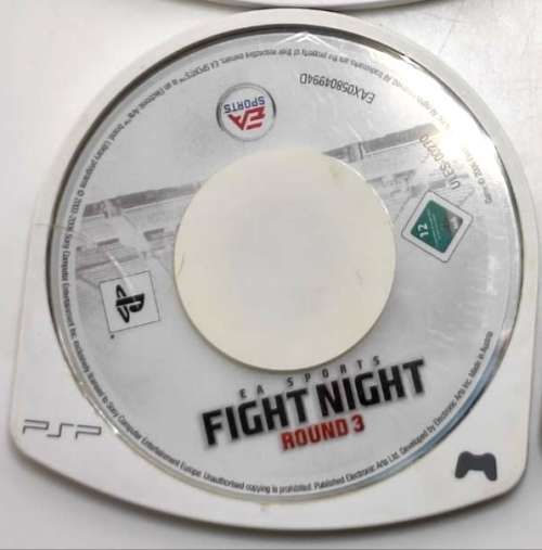 R1 Low Start !!! Sony PSP with 4 x Games, Sold as a lot, comes with Charger!!!