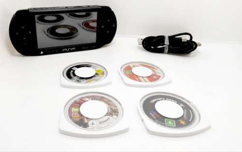 R1 Low Start!! Sony PSP Gaming Console with 4 x Games, comes with 2gig Memory Card!!!