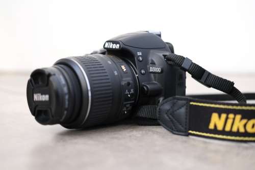 Nikon D3100, 18-55mm VR Kit Lens - 1 Yr Nikon Warranty