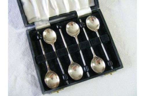 Case set of 6 Silver Spoons