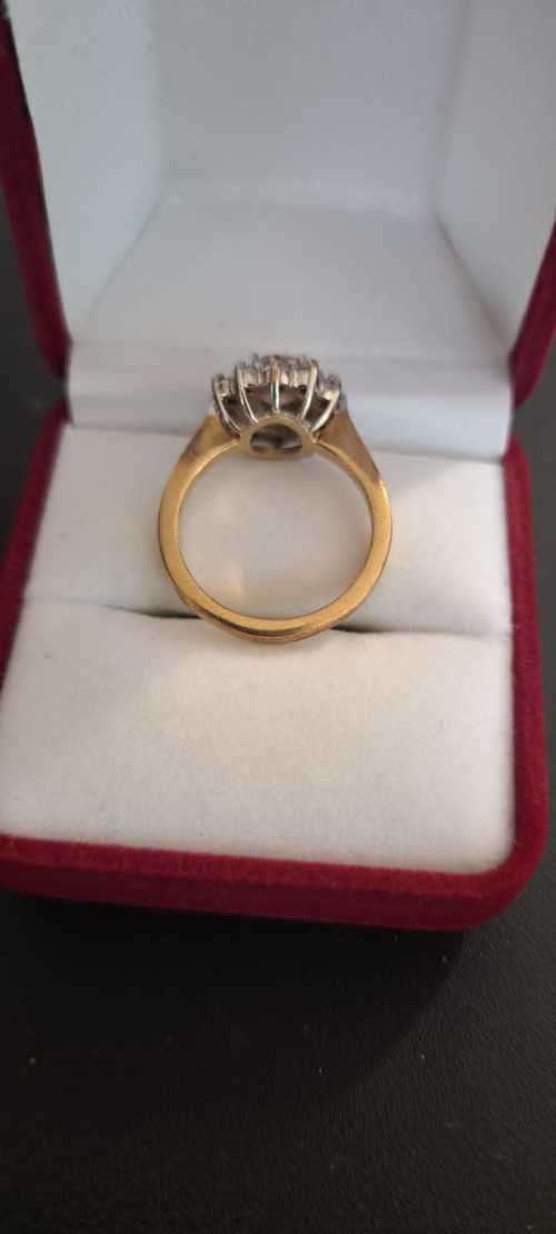 7ct Gold Ring with a 2ct Morganite, surrounded by 13 cz