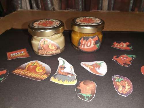 Worlds 4 Hottest Chilies in A 30ml TUB HOT AS HELL CHILLIE SAUCE