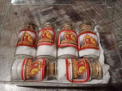 Grow your own Worlds 4 Hottest Chillies in a Bottle (Seeds)