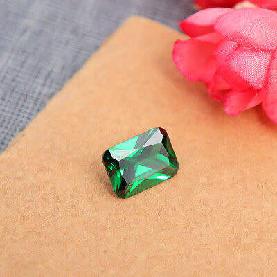 Lab Created Colombia Green Emerald 8x10mm Emerald Cut VVS AAA Loose Gemstone