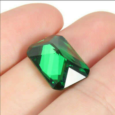 Lab Created Colombia Green Emerald 8x10mm Emerald Cut VVS AAA Loose Gemstone