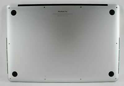 Apple MacBook Pro 15 inch RETINA LAPTOP / Quad Core i7 / 16GB RAM 512GB SSD 99% new `2017`