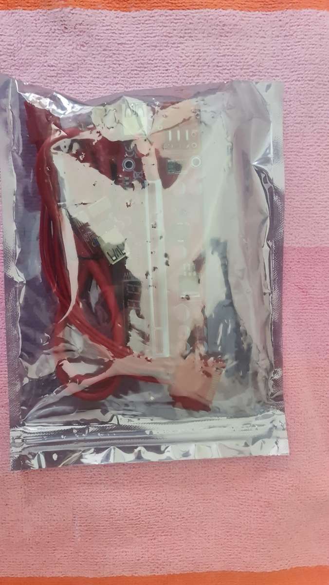 Pro PCIE - Riser 6Pin with temperature and voltage detection