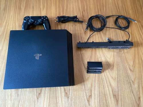 Playstation4 Pro 1Tb with 1 controller, USB hub and cooling fan