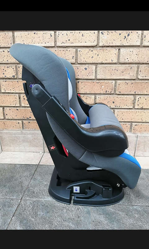Press Baby Car seat