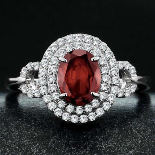 [CERTIFIED Value R2375.00] Genuine Garnet Ring in SOLID 925 STERLING SILVER. Size 8