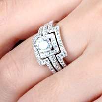 "~~`~~'EXTRAORDINARY'~~``~~" A Beautiful Princess Engagement + Wedding Set SOLID STERLING SILVER 925