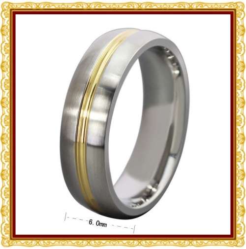 Stainless steel and 9ct yellow gold accent Comfort fit wedding band. Size 10