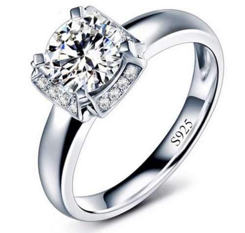 Stunning! 1.65ct Cr.Diamond and Accents Solitaire Engagement Ring - Size 7 / O / 17.3mm