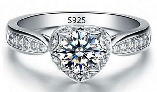 Beautiful! 0.98ct Cr.Diamond and Accents Heart Engagement Ring - Size 9 / R+ / 19mm