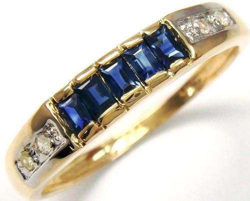 9ct SOLID GOLD RING 0.32CT NATURAL SAPPHIRE AND DIAMONDS. SIZE N+ (7)