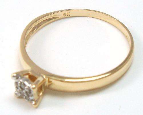 9ct SOLID GOLD RING 0.049CT NATURAL GENUINE DIAMONDS. SIZE N+ (7)