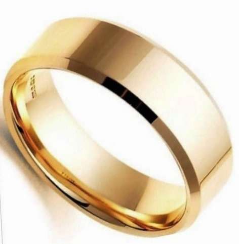Golden 316L Stainless Steel Beveled Edge Plain Wedding Band - Size 10.5 / U+